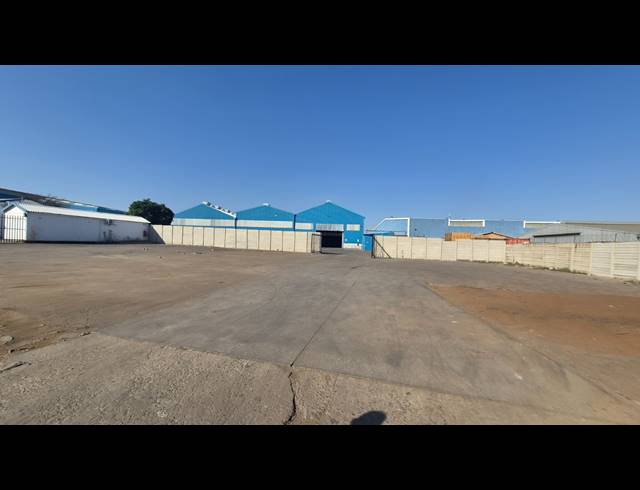 2,641M² WAREHOUSE TO LET IN LILIANTON